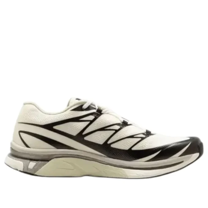 SALOMON x Margiela XT-MM6 „Vanilla Ice Black”