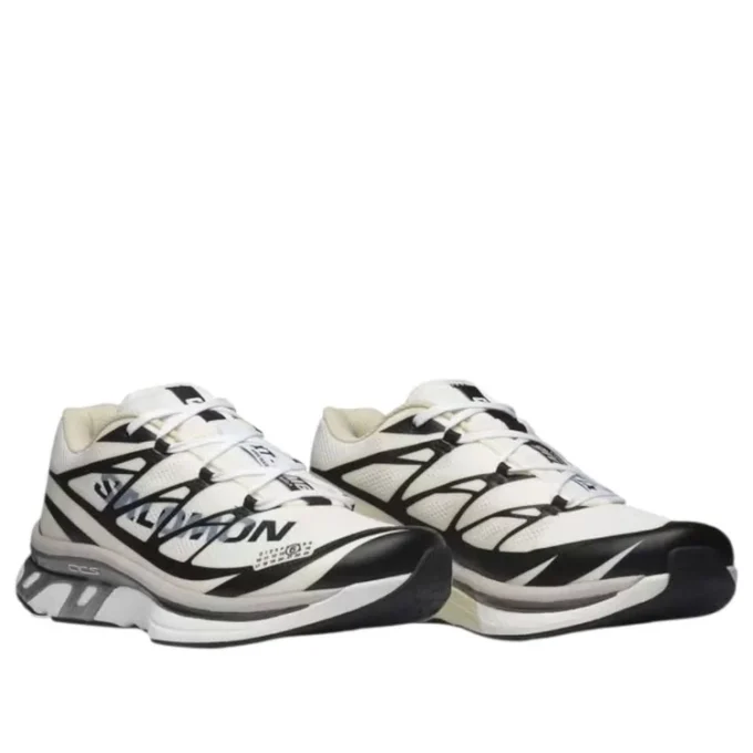 SALOMON x Margiela XT-MM6 „Vanilla Ice Black”